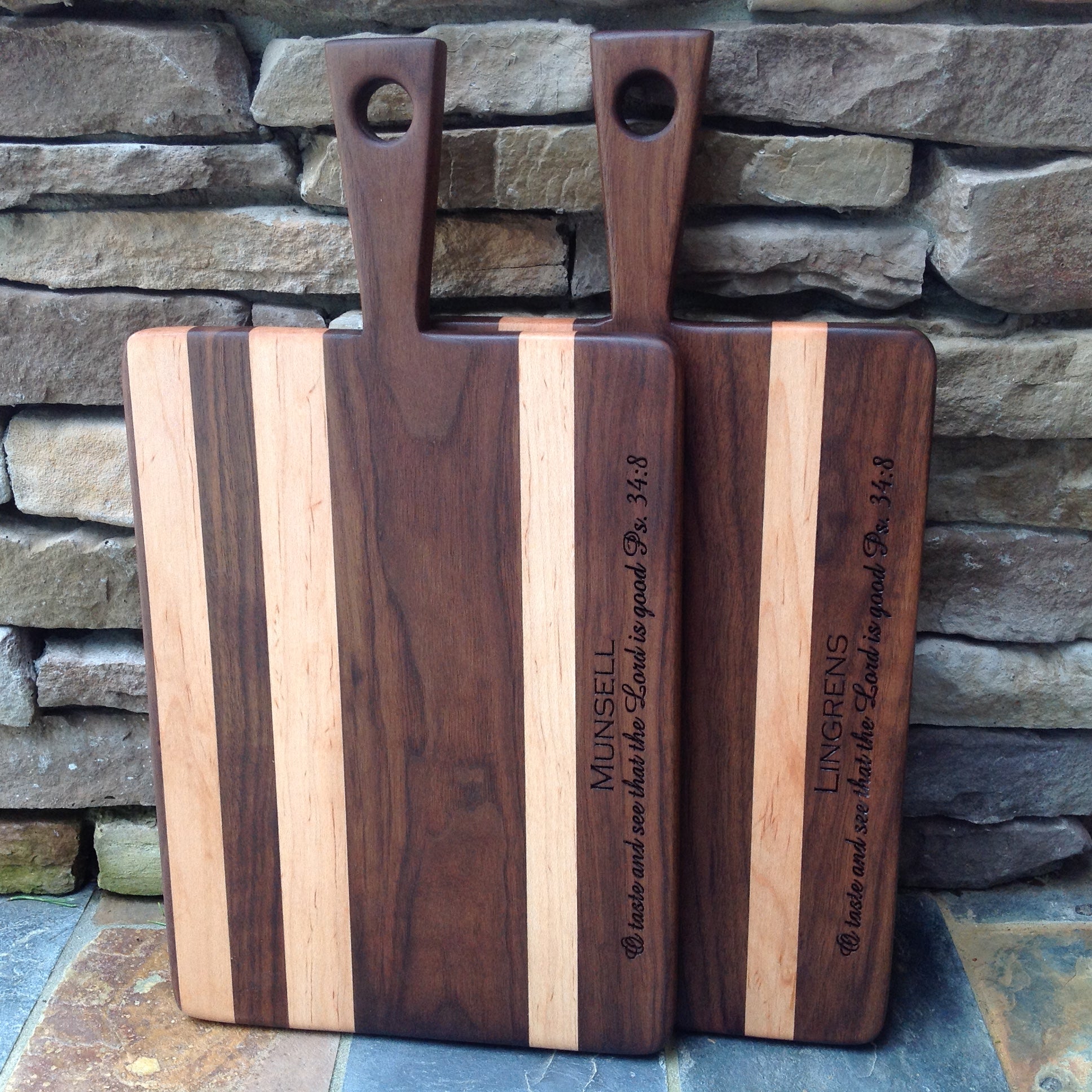 Wooden Chopping Board With Handle – Traditional 14 X 6 Inch (36 X 16 Cm) Cutting Board